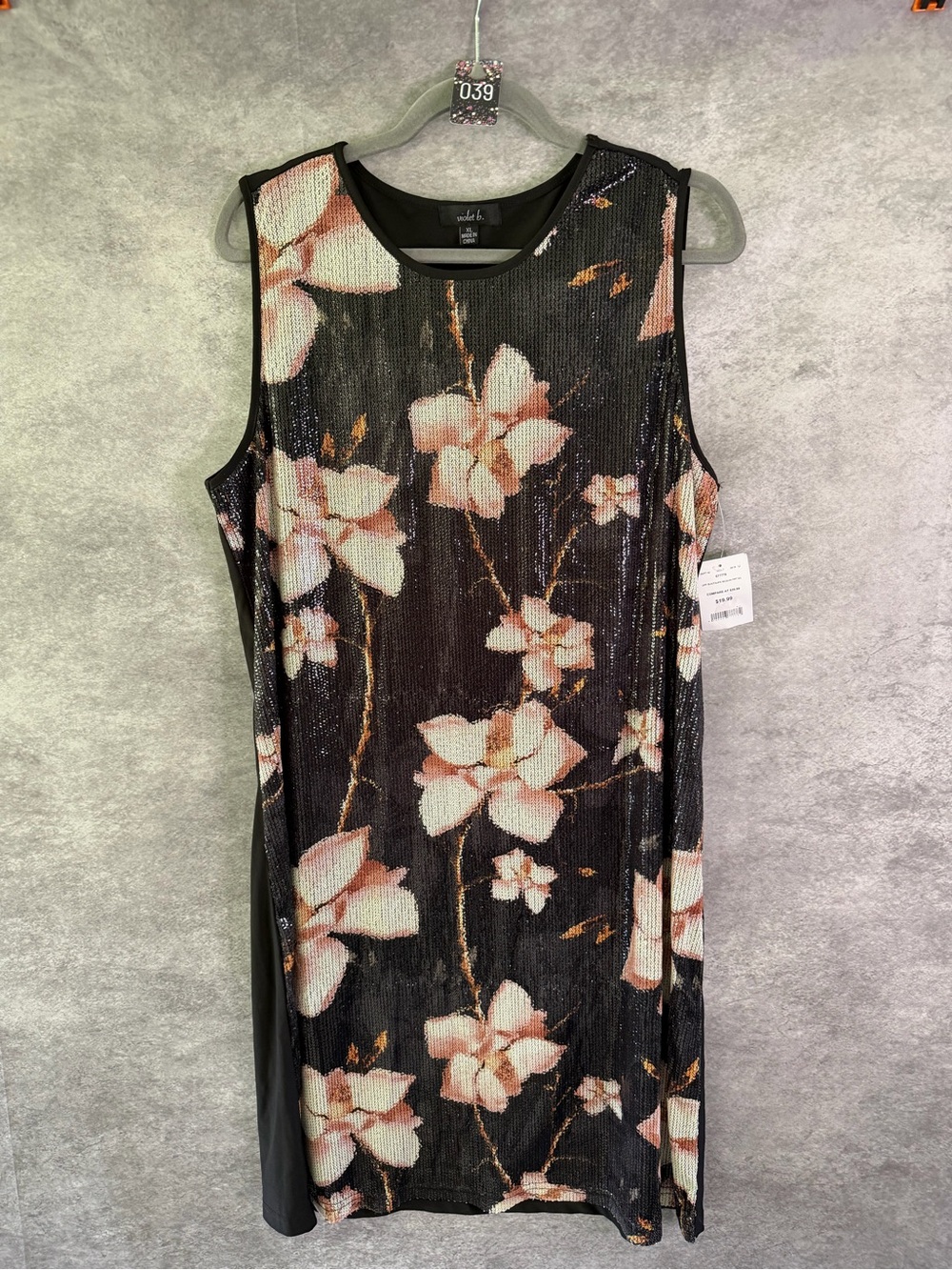 Sleeveless Black Floral Sequin Shift Dress